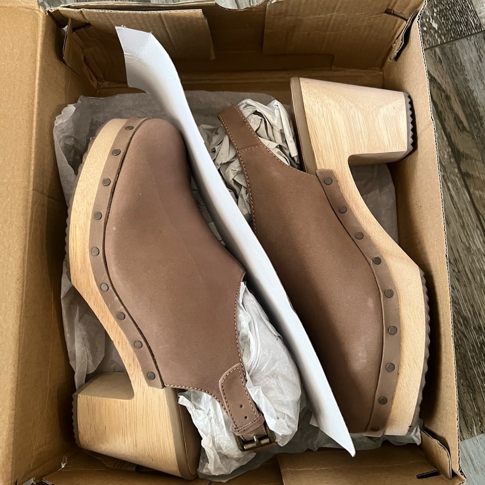 Loft Clog